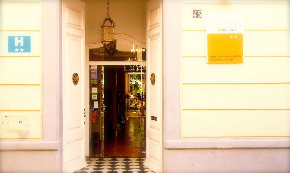 Privat Hotel Liberty Sitges Eksteriør bilde